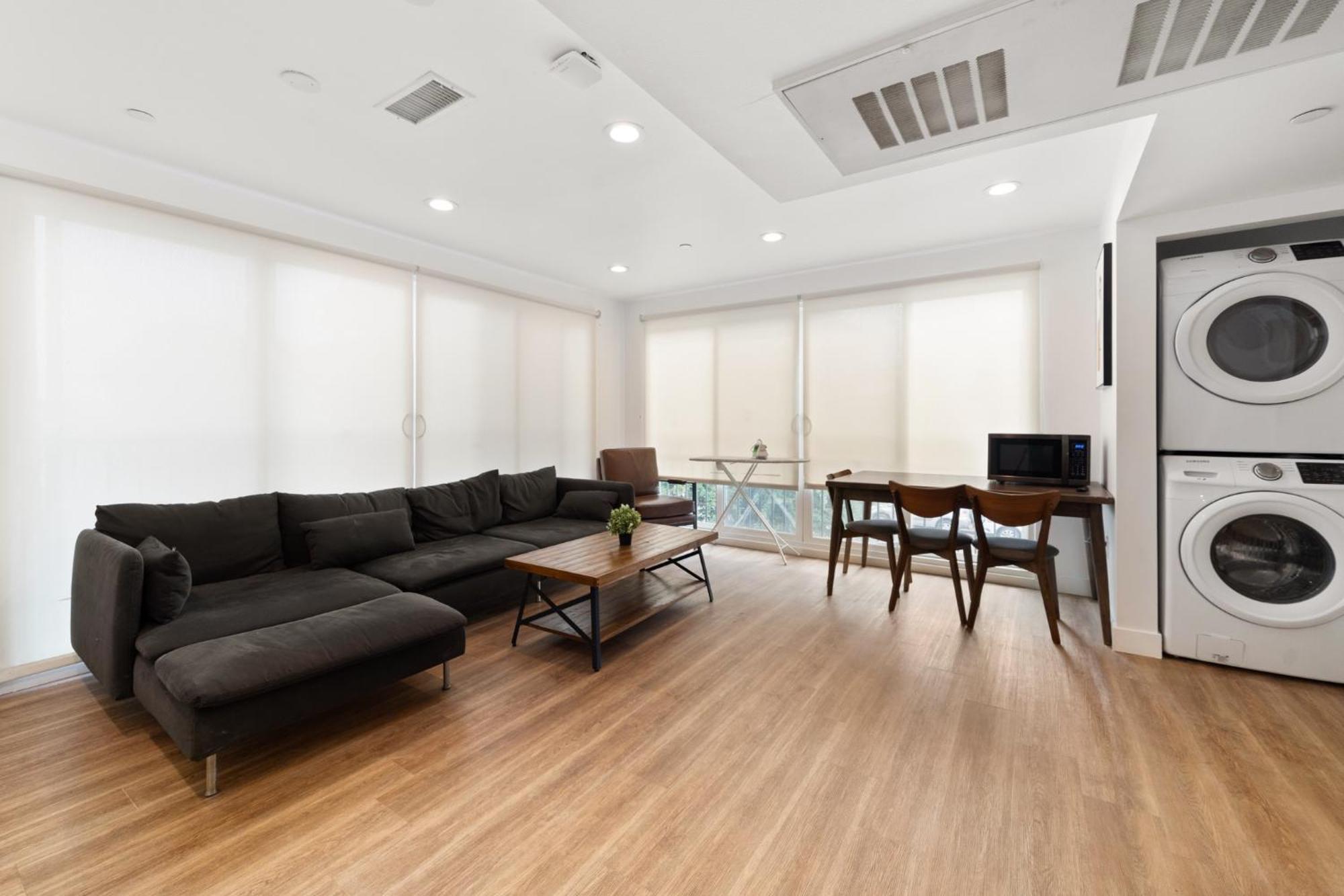Spacious 1-Bd Hideaway Close To Usc Room With Share Livingroom Los Angeles Esterno foto
